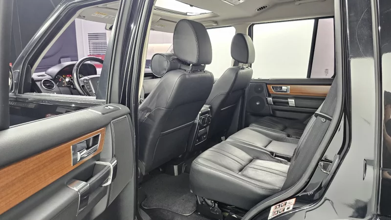 Land Rover DISCOVERY