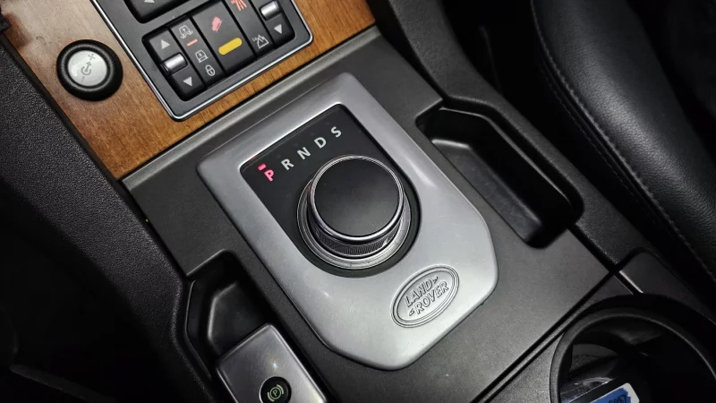 Land Rover DISCOVERY