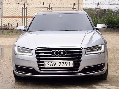 Audi A8