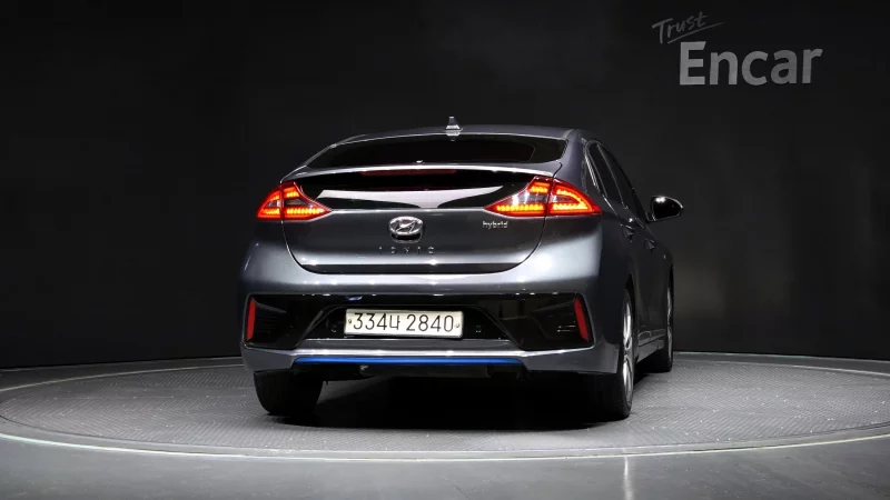 Hyundai Ioniq