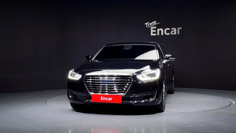 Genesis EQ900