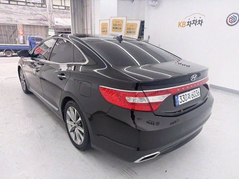 Hyundai Grandeur