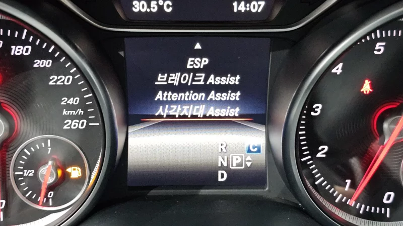 Mercedes-Benz GLA-Class