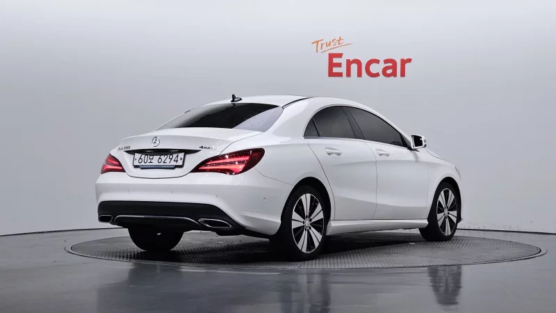 Mercedes-Benz CLA-Class