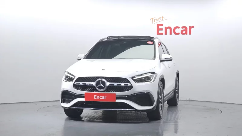 Mercedes-Benz GLA-Class
