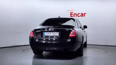 Rolls-Royce GHOST