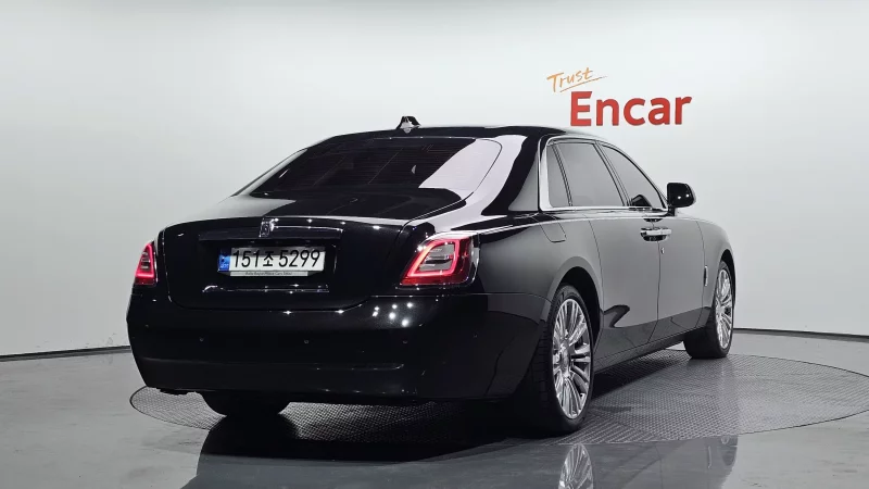Rolls-Royce GHOST