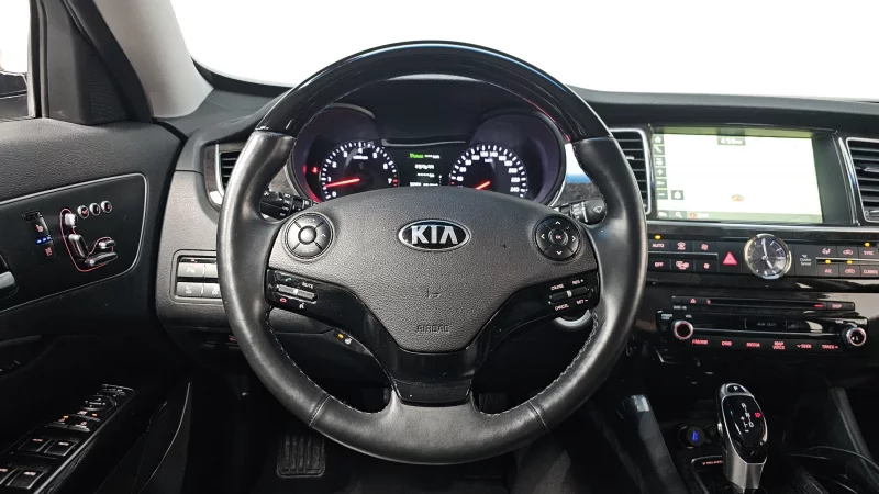 Kia K9