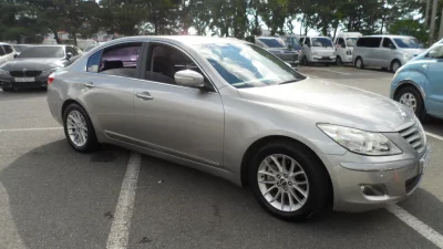 Hyundai Genesis
