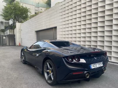 Ferrari F8