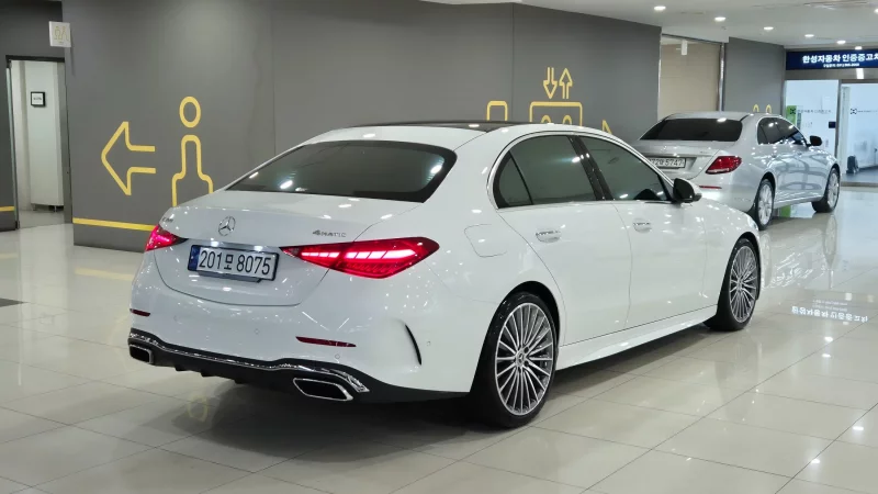 Mercedes-Benz C-Class