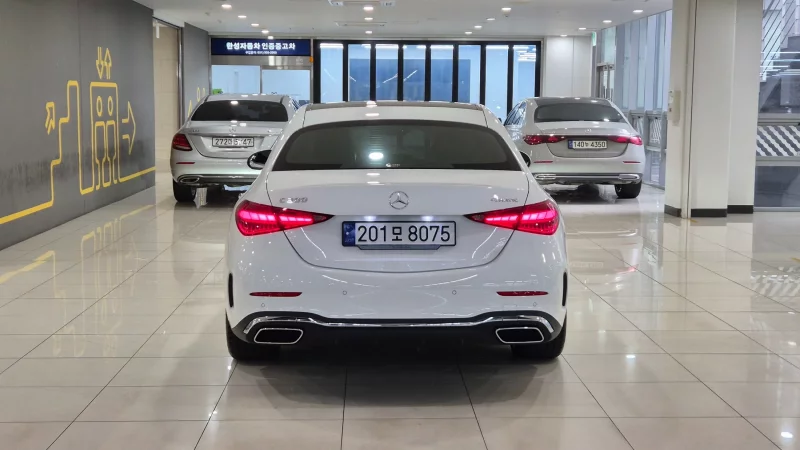 Mercedes-Benz C-Class