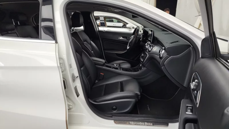 Mercedes-Benz GLA-Class