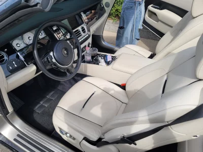 Rolls-Royce Dawn