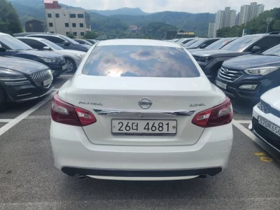 Nissan Altima