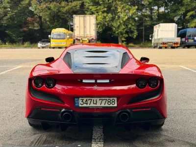 Ferrari F8