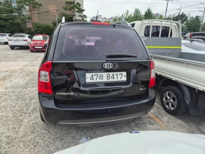 Kia Carens
