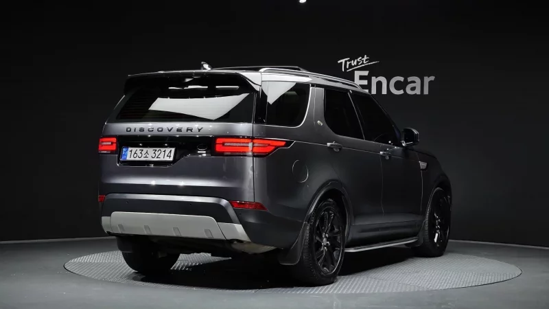 Land Rover DISCOVERY