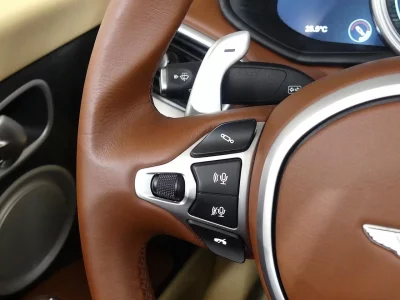 Astonmartin DB11