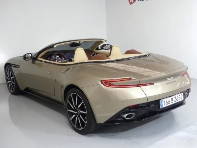 Astonmartin DB11