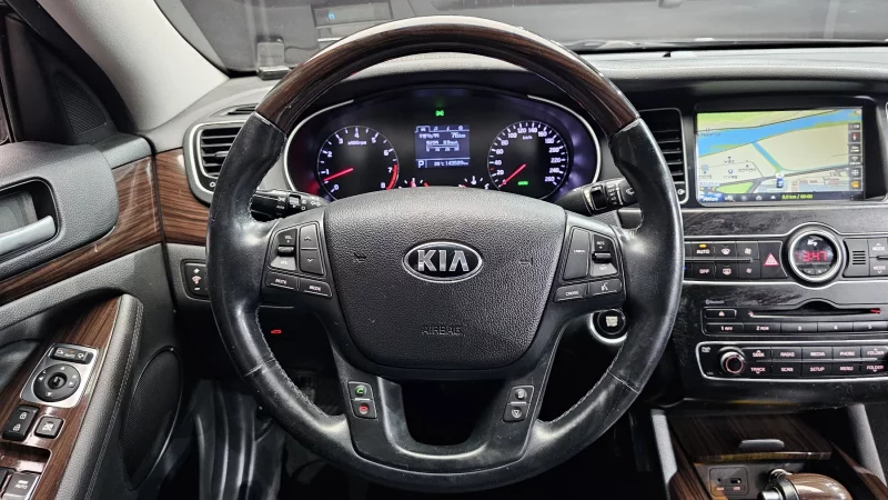 Kia K7