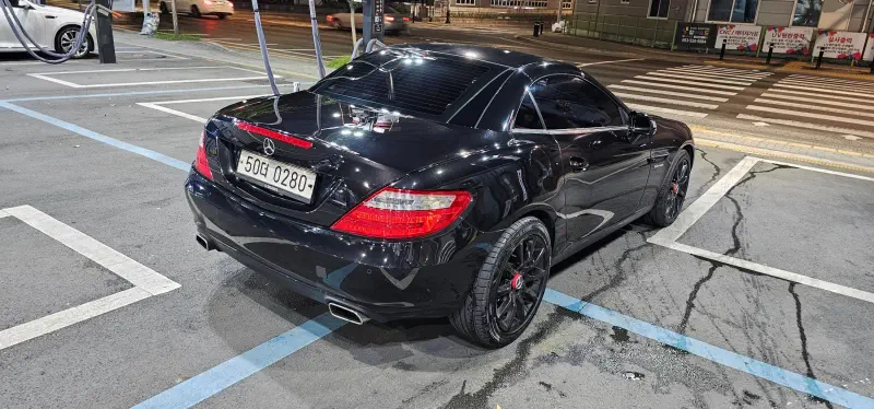 Mercedes-Benz SLK-Class