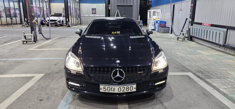 Mercedes-Benz SLK-Class