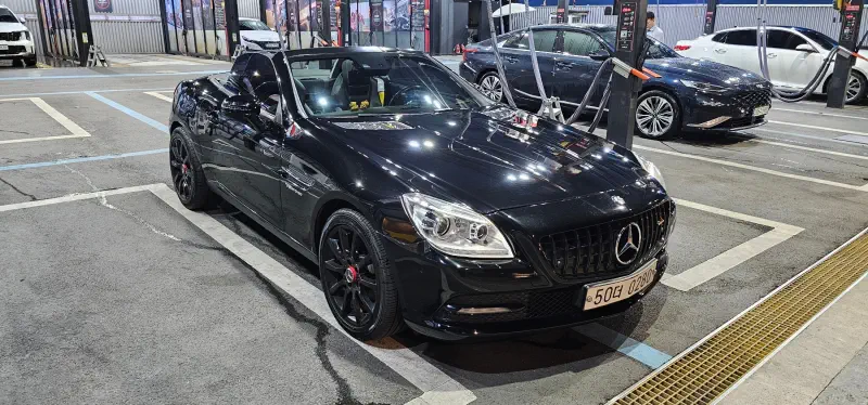 Mercedes-Benz SLK-Class