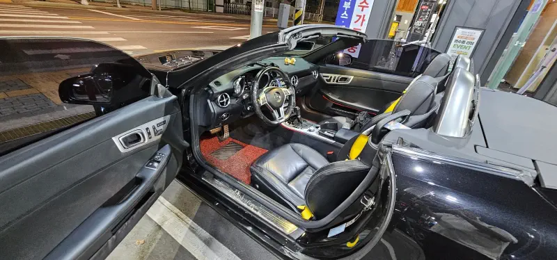 Mercedes-Benz SLK-Class