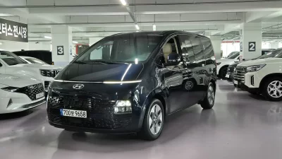 Hyundai Staria