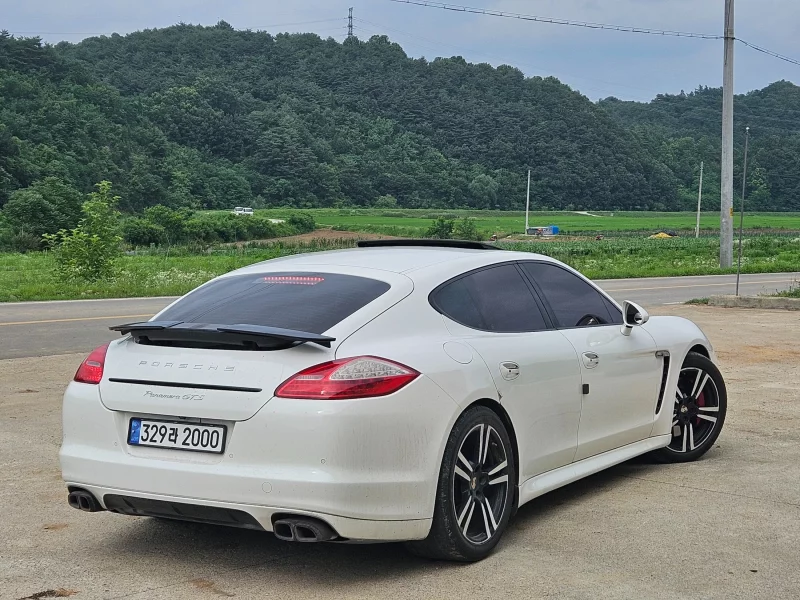 Porsche PANAMERA