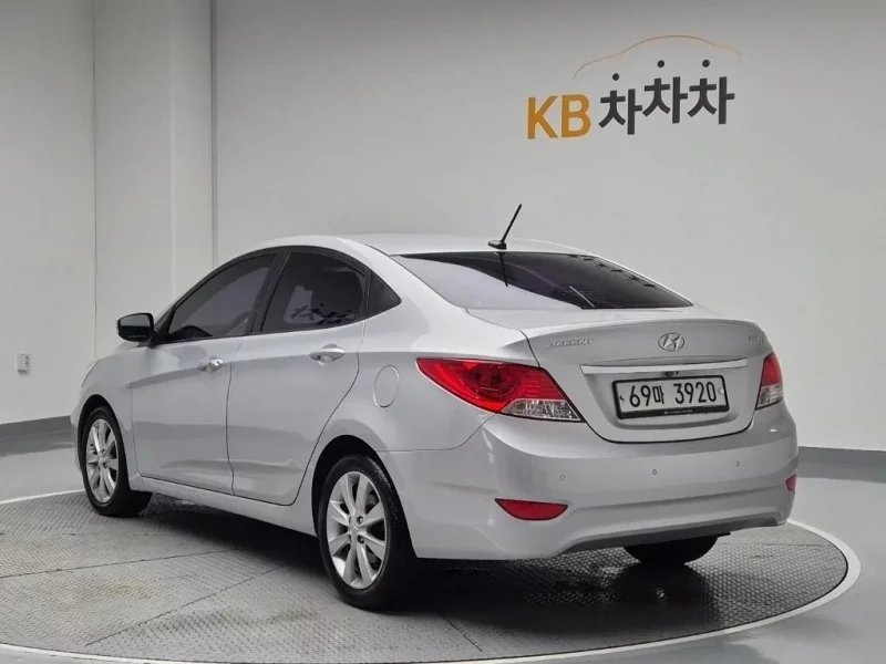 Hyundai Accent