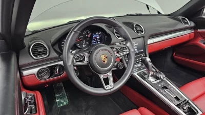 Porsche 718