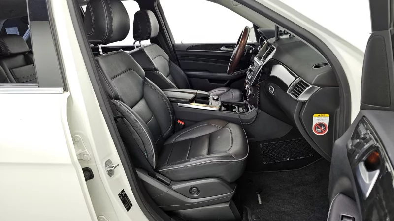 Mercedes-Benz M-class