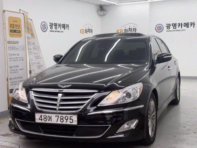 Hyundai Genesis