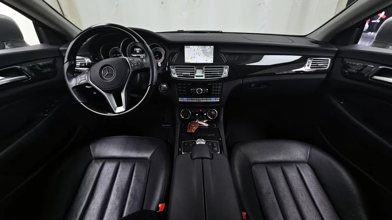Mercedes-Benz CLS-Class