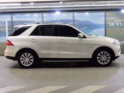 Mercedes-Benz M-class