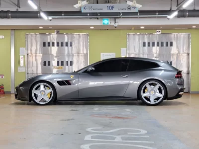 Ferrari GTC4 Lusso
