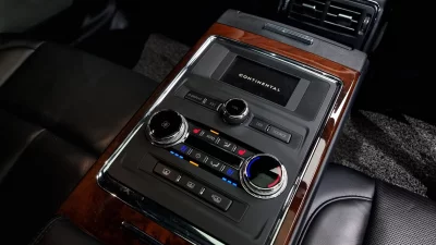 Lincoln CONTINENTAL