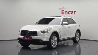 Infiniti QX70
