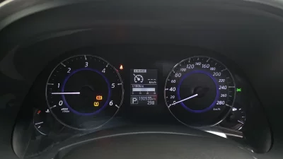 Infiniti QX70