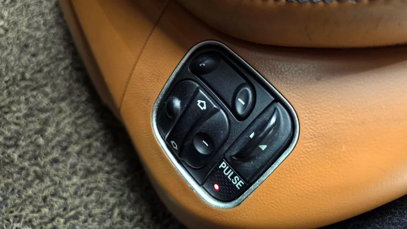 Mercedes-Benz SL-Class