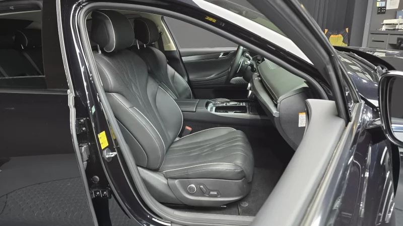 Genesis Electrified G80