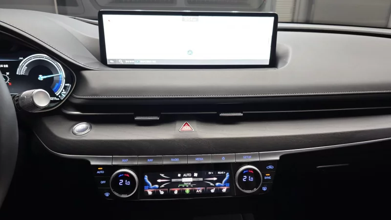 Genesis Electrified G80