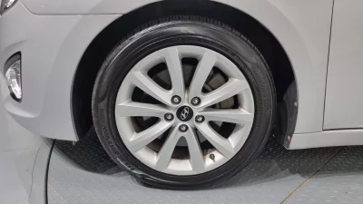 Hyundai I40