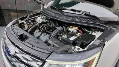 Ford EXPLORER