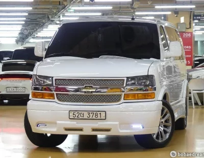Chevrolet Express Van