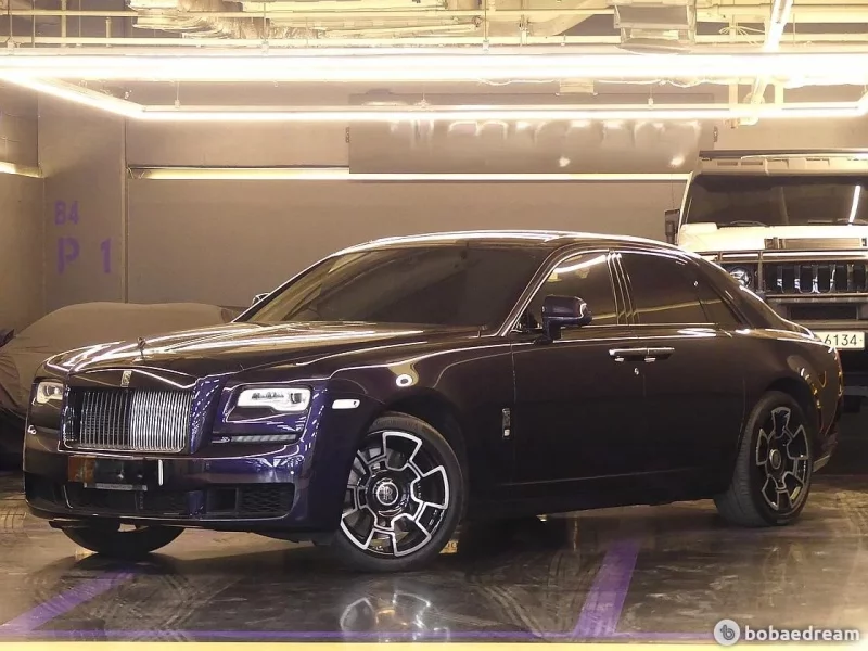 Rolls-Royce GHOST