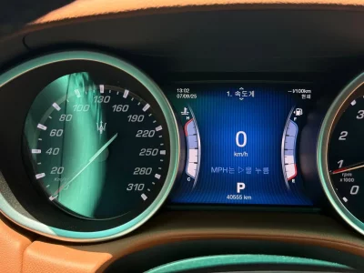 Maserati GHIBLI