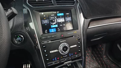 Ford EXPLORER